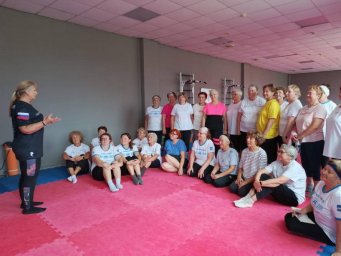 Занятия ретро-каратэ и психологические тренинги поддержали пенсионеров Башкортостана